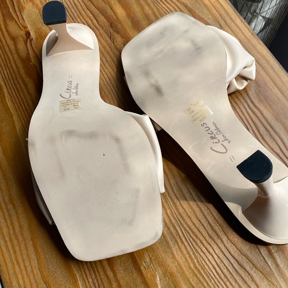 Circus by Sam Edelman slide sandal, summer sand size 11- all Man made materials - Picture 7 of 7